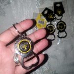 מחזיק מפתחות פותחן בקבוקים בית"ר