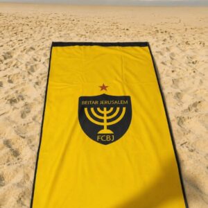 מגבת חוף של בית"ר ירושלים במידה 140*70