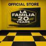 עונת 25-26 דגל משולב יציע וקהל 20 שנה la familia (מספר 28)